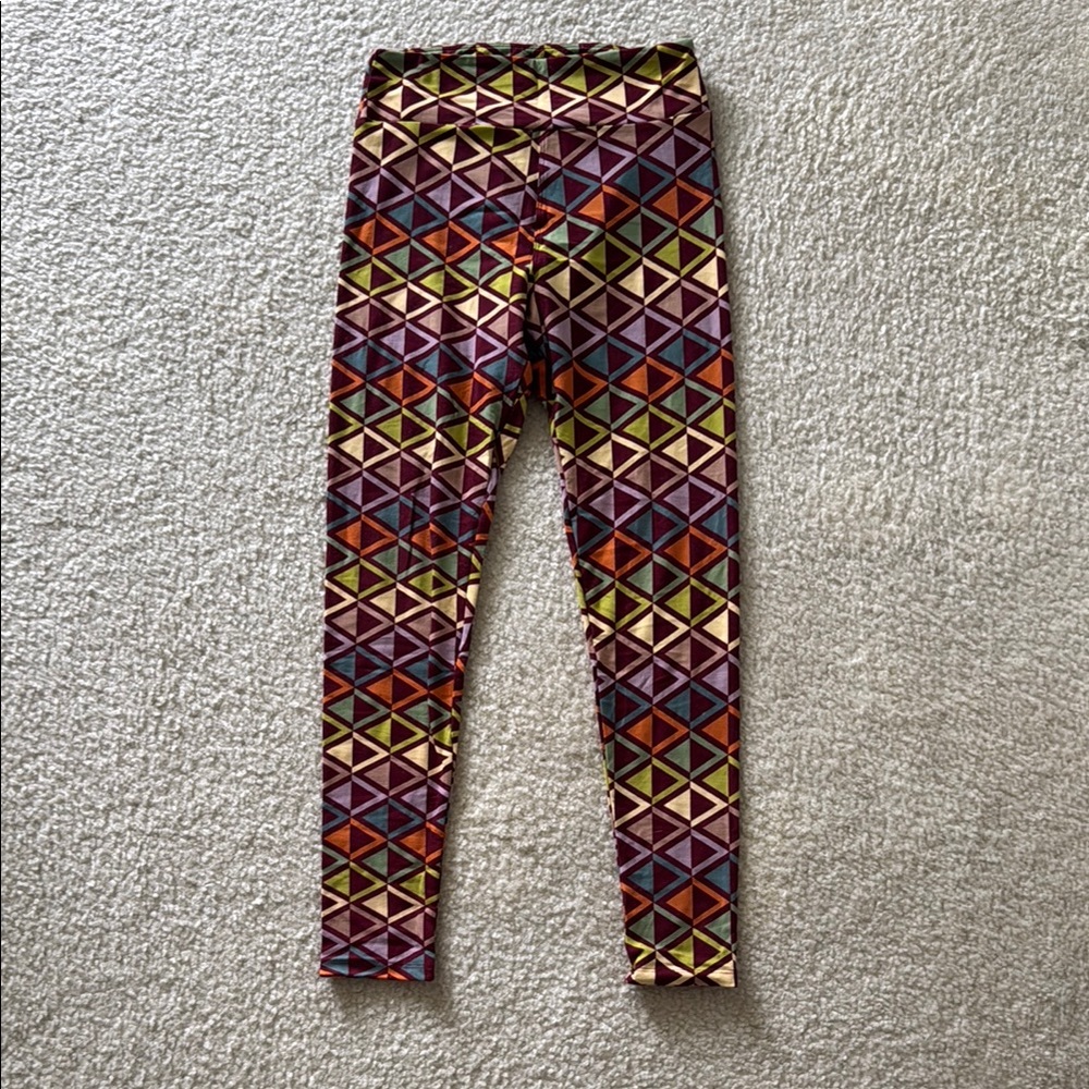 Geometric Patterned LuLaRoe Leggings